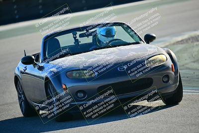 media/Dec-13-2025-Extreme Speed (Sat) [[d129ecb0b9]]/High Inter/Session 3 (Turn 5)/